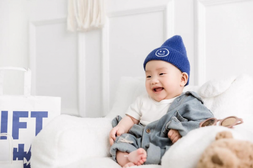 广州借卵试管代怀包男孩宝宝多久开始攒肚